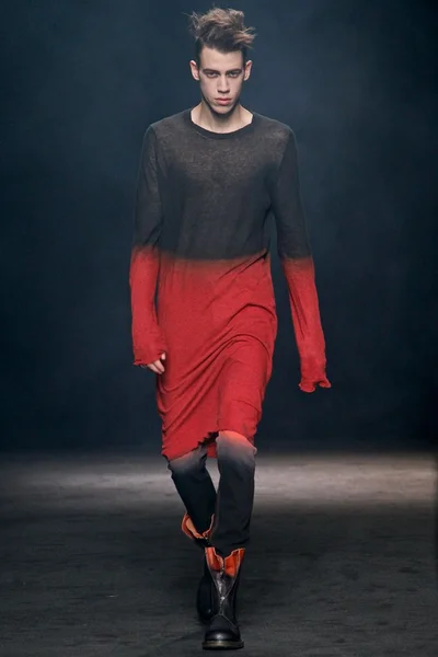 Look 14